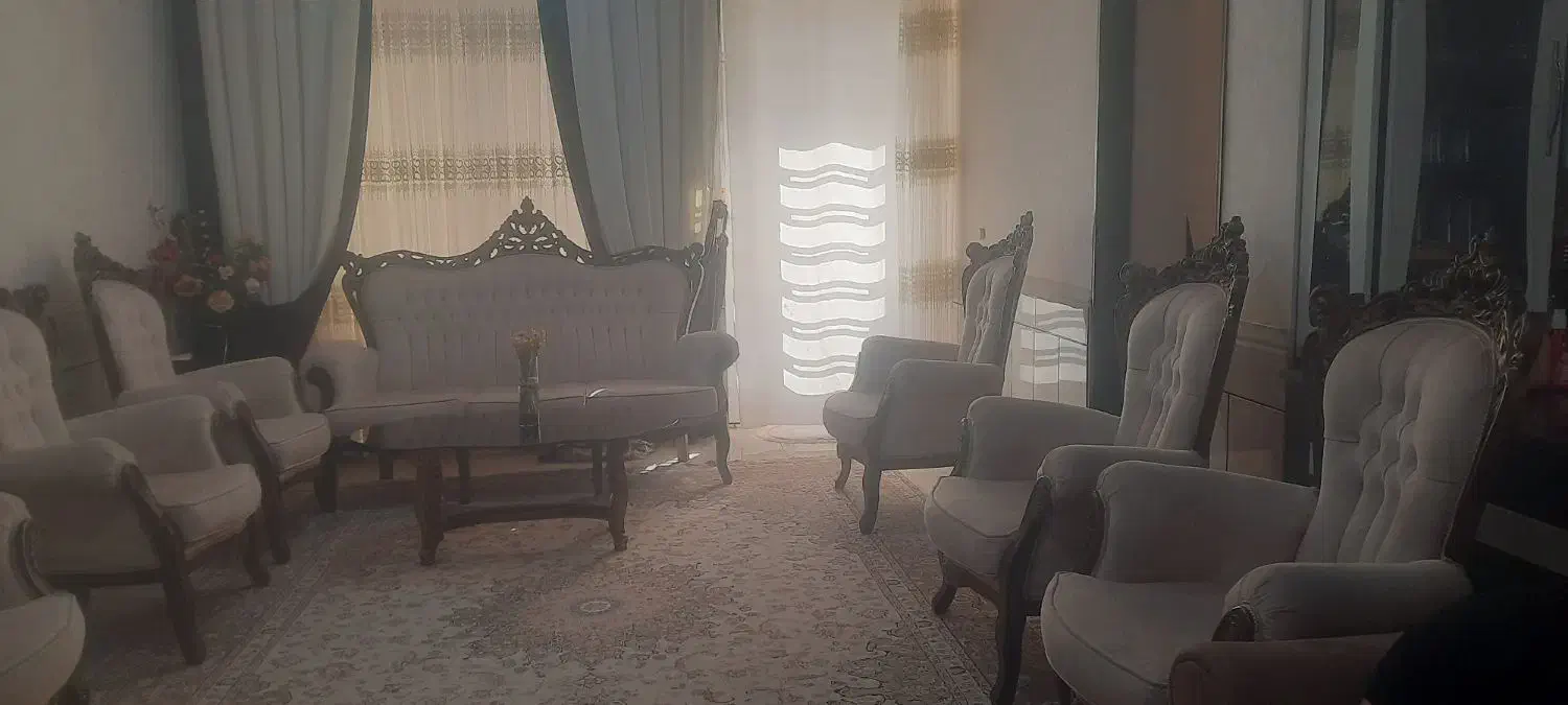 مبل‌سلطنتی|مبلمان خانگی و میز عسلی|داراب, |دیوار