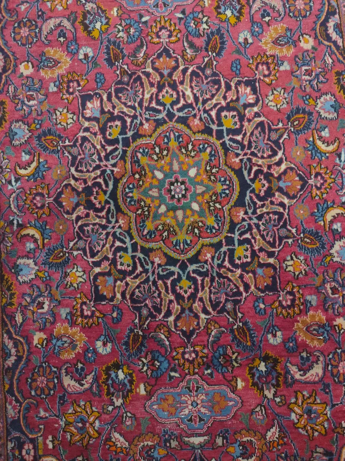 پشتی وفرش دست باف وماشینی|فرش|فردیس, شهرک ناز|دیوار