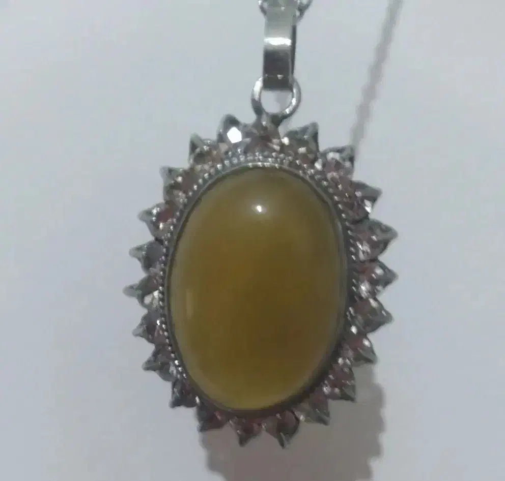 گردنبندنقره|کلکسیون اشیاء عتیقه|سرپل ذهاب, |دیوار