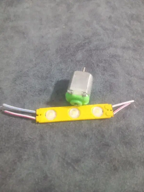 آرمیچر و الیدی|ابزارآلات|شازند, |دیوار