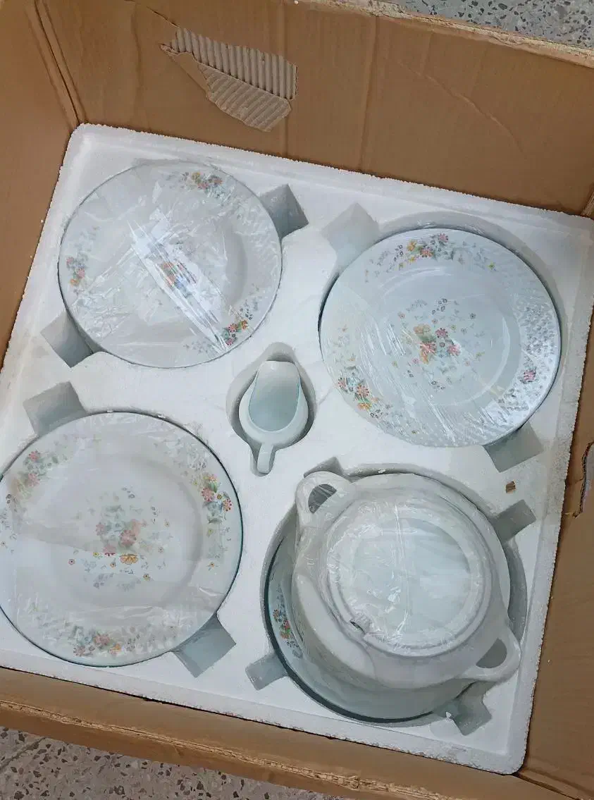 ظروف چینی|ظروف سرو و پذیرایی|دزفول, |دیوار