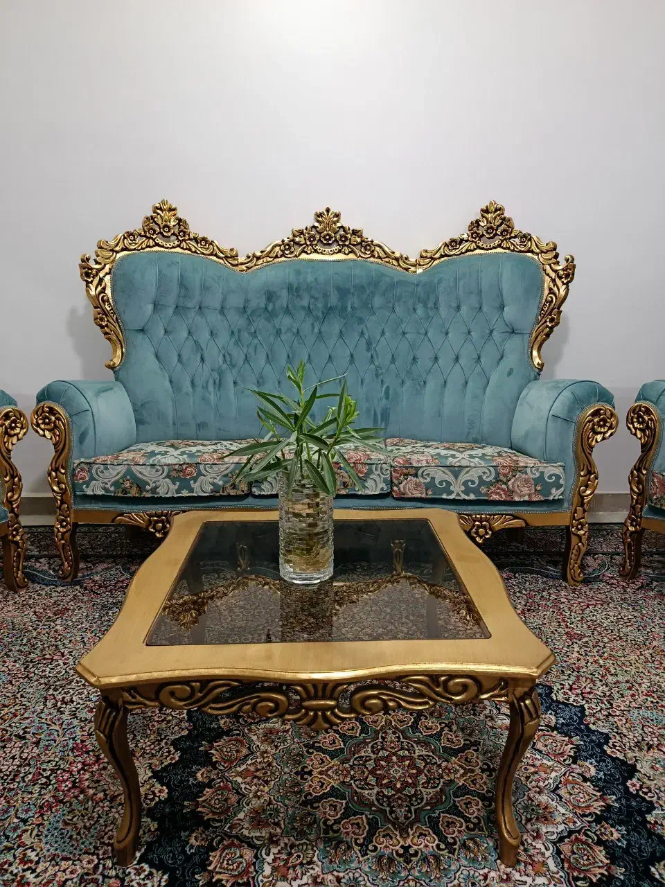 مبل سلطنتی ۱۲ نفره|مبلمان خانگی و میز عسلی|گلبهار, شهر جدید گلبهار|دیوار