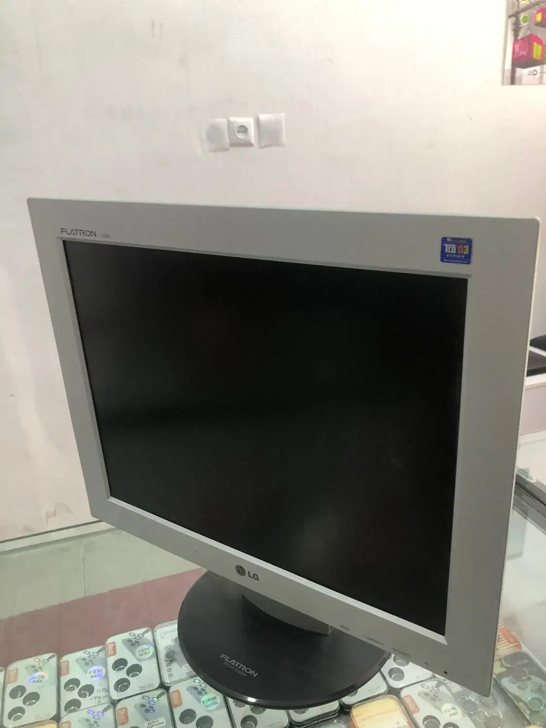 فروش مانیتور LG|قطعات و لوازم جانبی رایانه|ساری, |دیوار