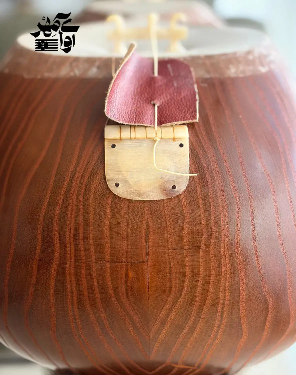 نوای آسمانی|سازهای سنتی|گلبهار, شهر جدید گلبهار|دیوار