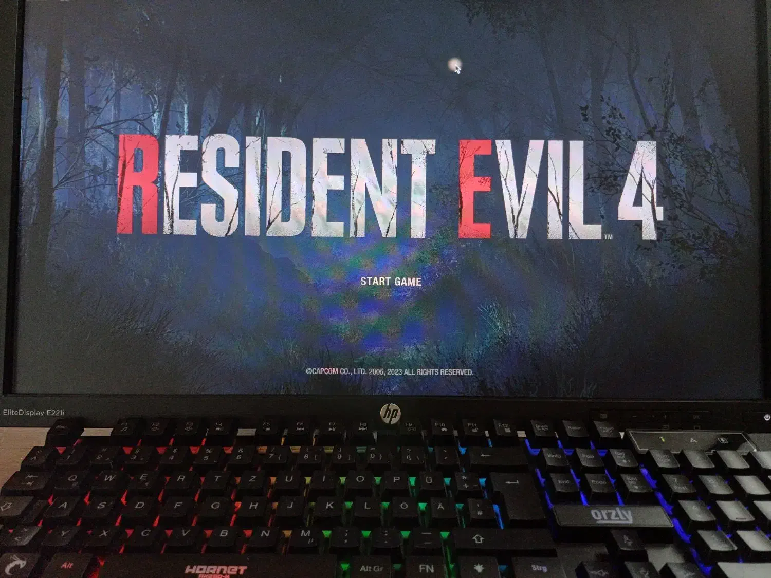 کیس گیمینگ بهمراه مانیتور|رایانه رومیزی|بندر انزلی, جفرود پایین|دیوار