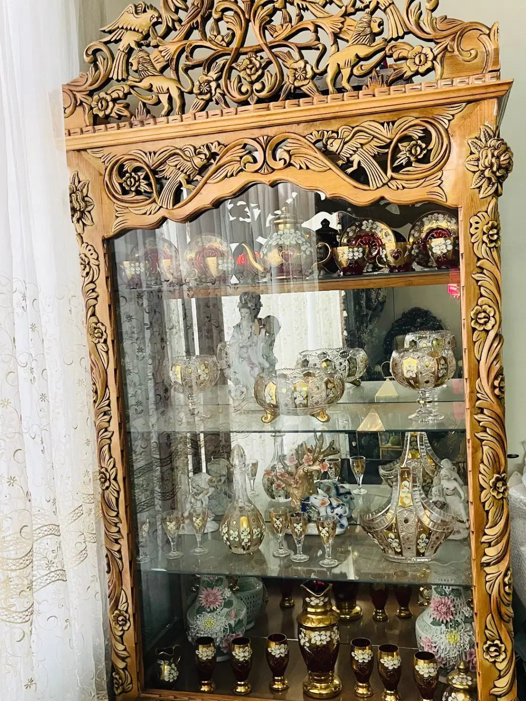 لوازم خانه مبل منبت و ویترین تخت میز اینه شمدان|حراج|اصفهان, شاهد|دیوار