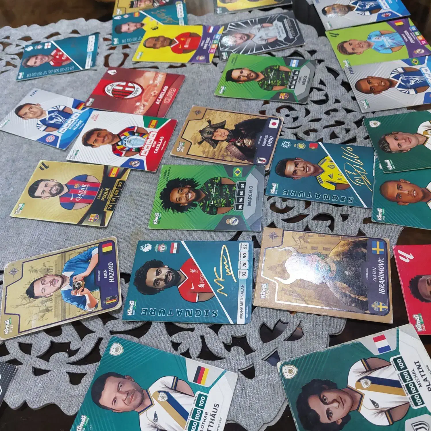 ۶۷عددکیم دی|اسباببازی|ابریشم, |دیوار