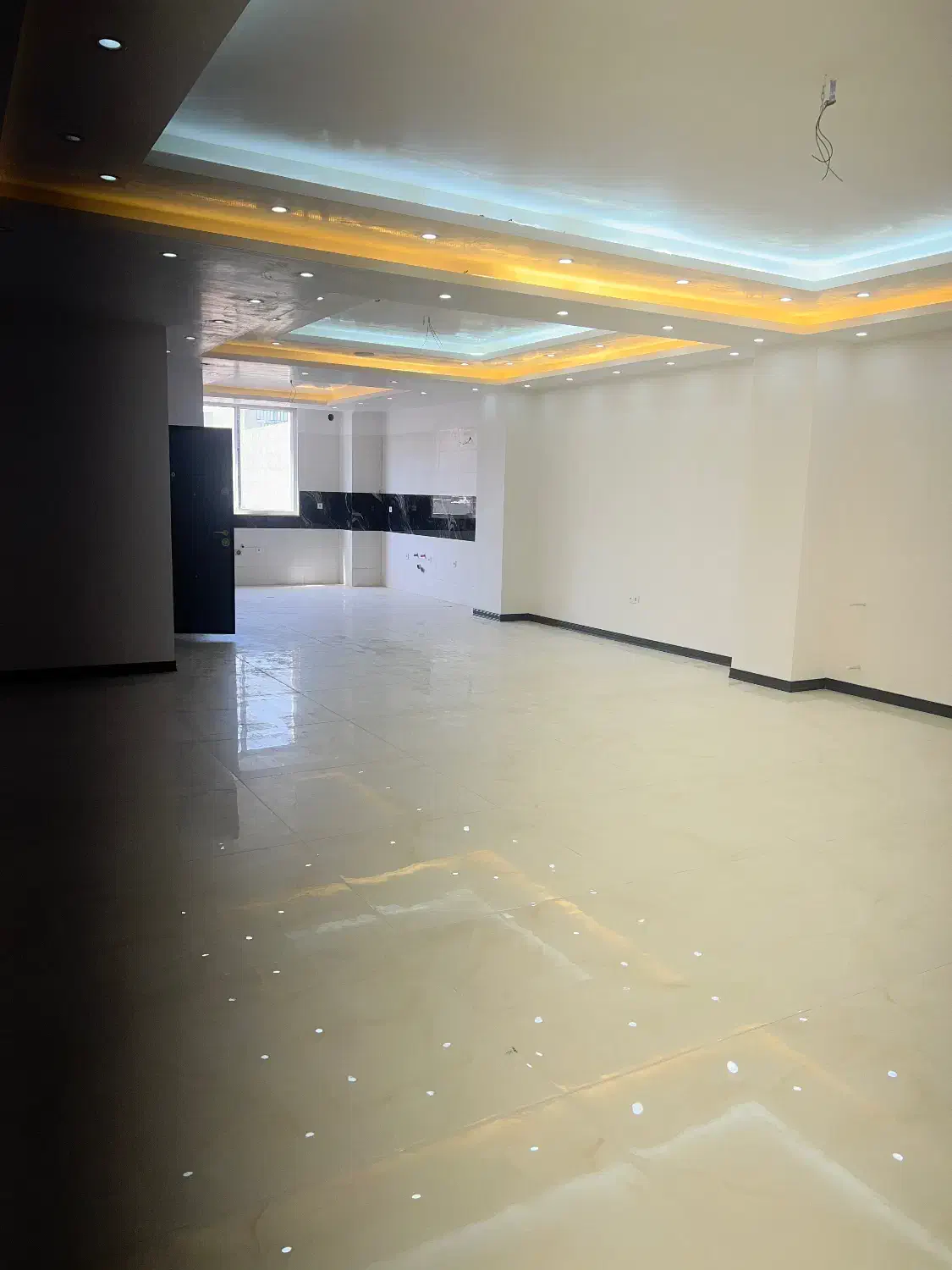 فروش تک واحدی ۱۶۵متری در زاگرس قایمیه|فروش آپارتمان|اسلامشهر, شهرک قائمیه|دیوار