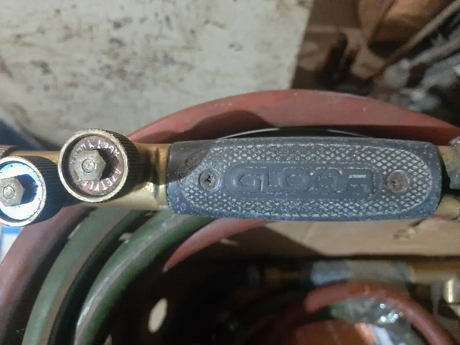 سر پیک جوش هوا برنج گلور|ابزارآلات|آستانه اشرفیه, |دیوار