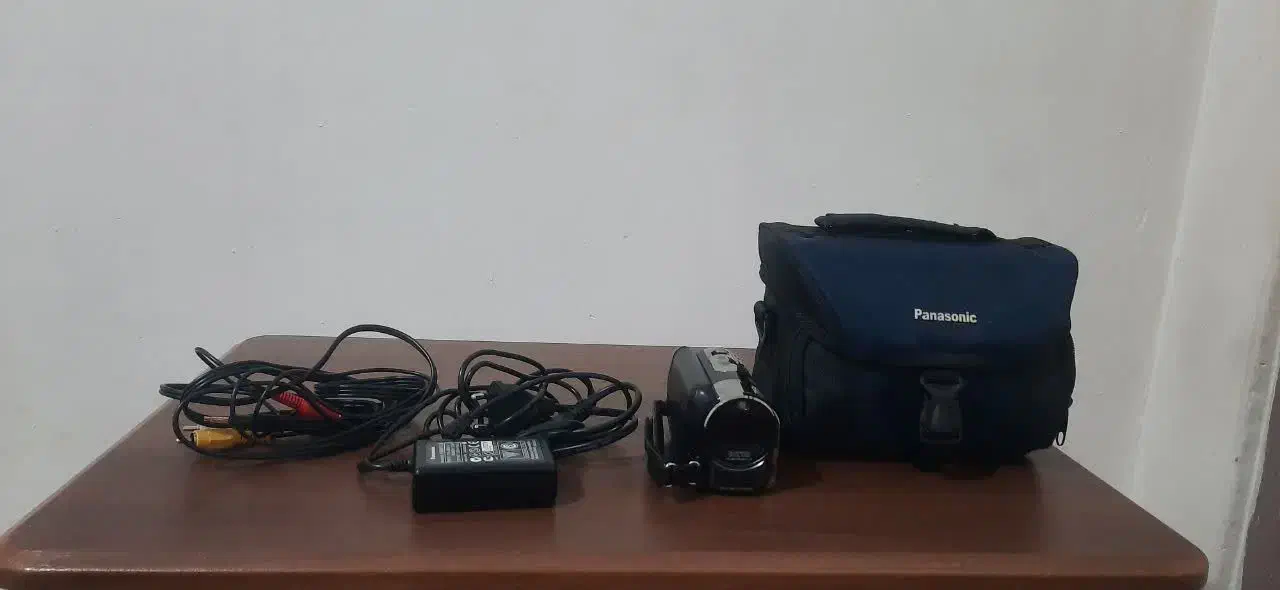 پاناسونیک وزنیت اصل|دوربین عکاسی و فیلمبرداری|همدان, |دیوار