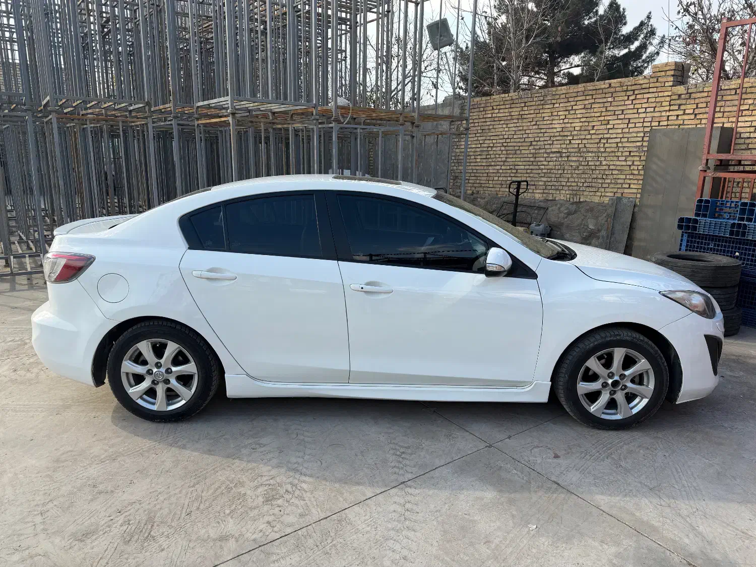 مزدا ۳ نیو|خودرو سواری و وانت|مشهد, سپاد|دیوار