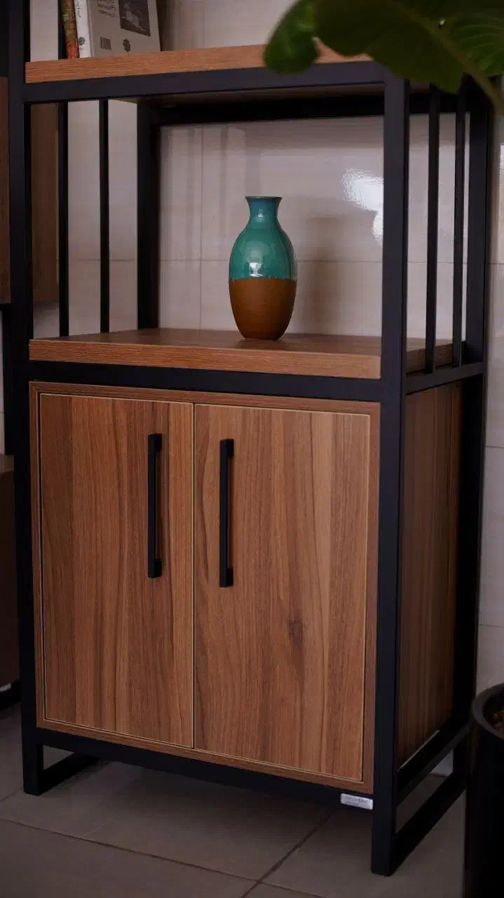 کتابخانه|کتابخانه، شلف، قفسه‌های دیواری|کاشان, شهرک فرهنگیان|دیوار