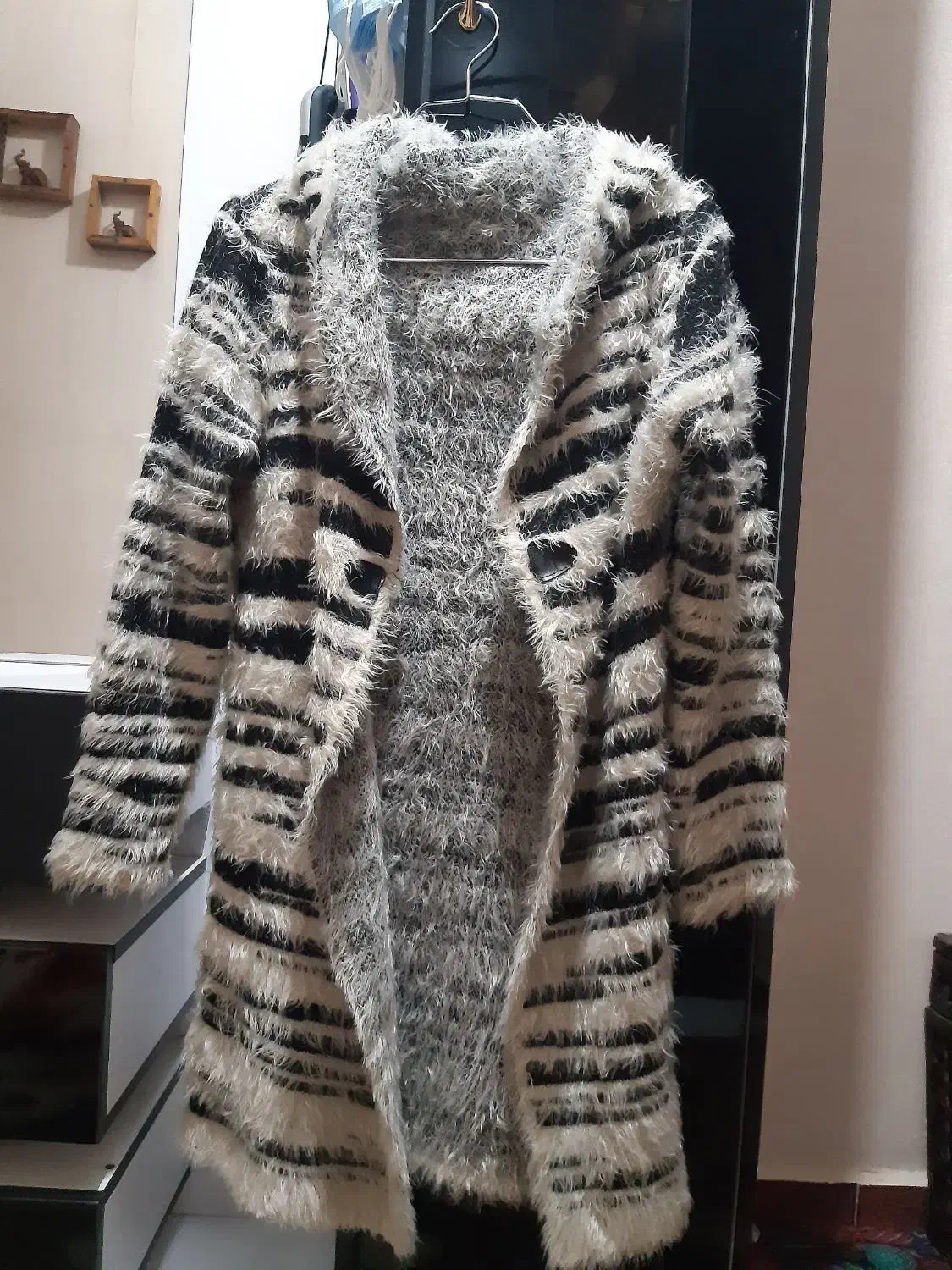 شکت پشمی|لباس|رشت, حافظ آباد|دیوار