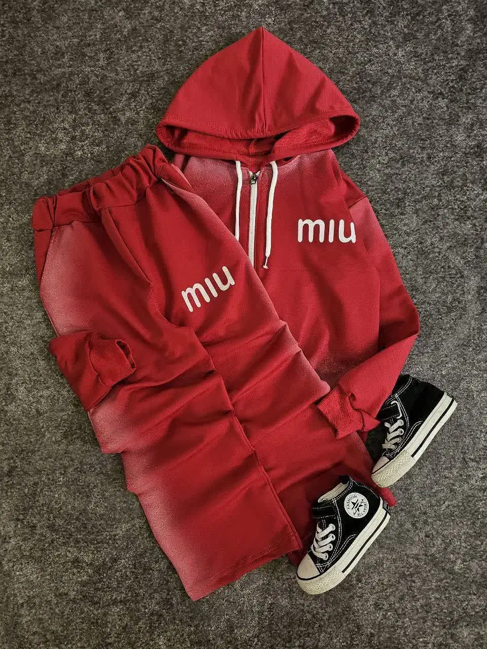 لباس اسپورت دخترانه|لباس|قم, شهدا|دیوار