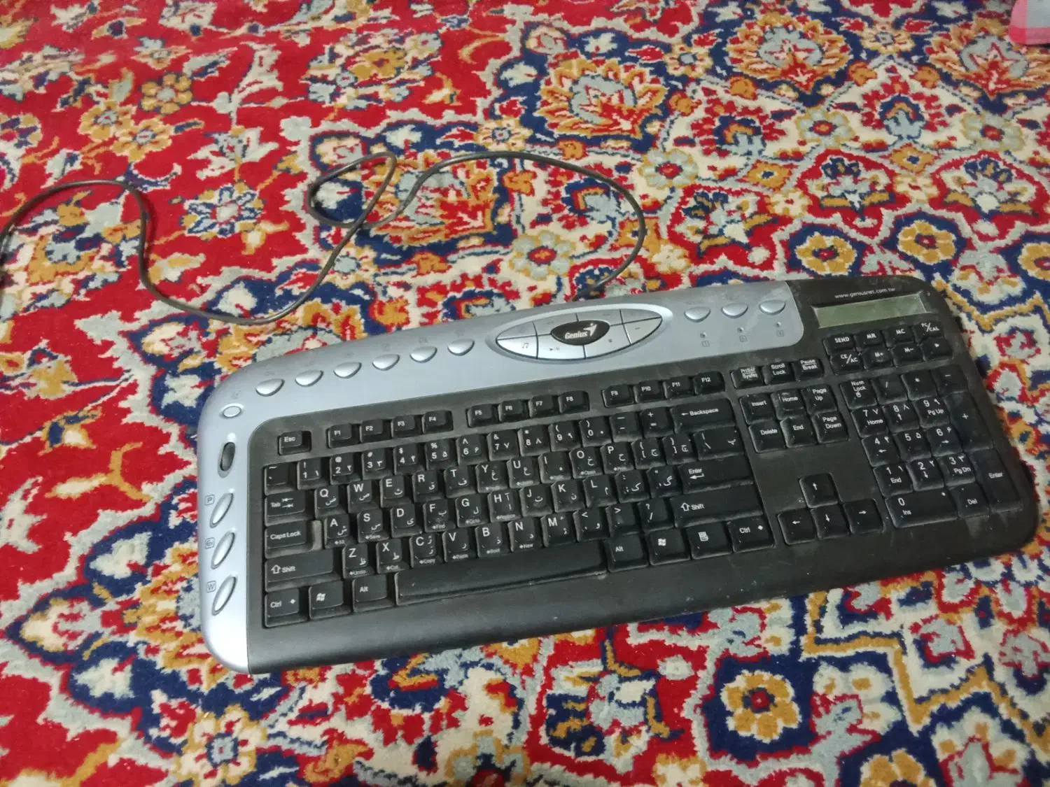 کیبورد برند Genius ژنیوس. کاملا سالم و تمیز.|قطعات و لوازم جانبی رایانه|مشهد, هنرور|دیوار