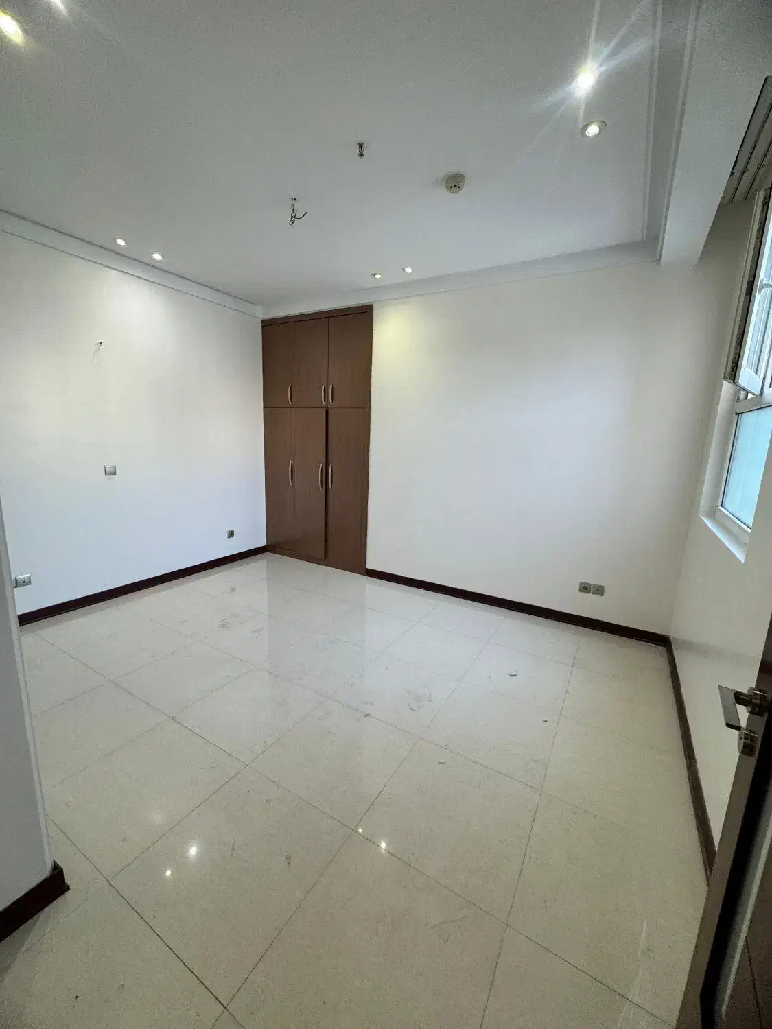 ۱۵۵متری/۳خواب/غرق‌نور/خوش‌نقشه/هروی