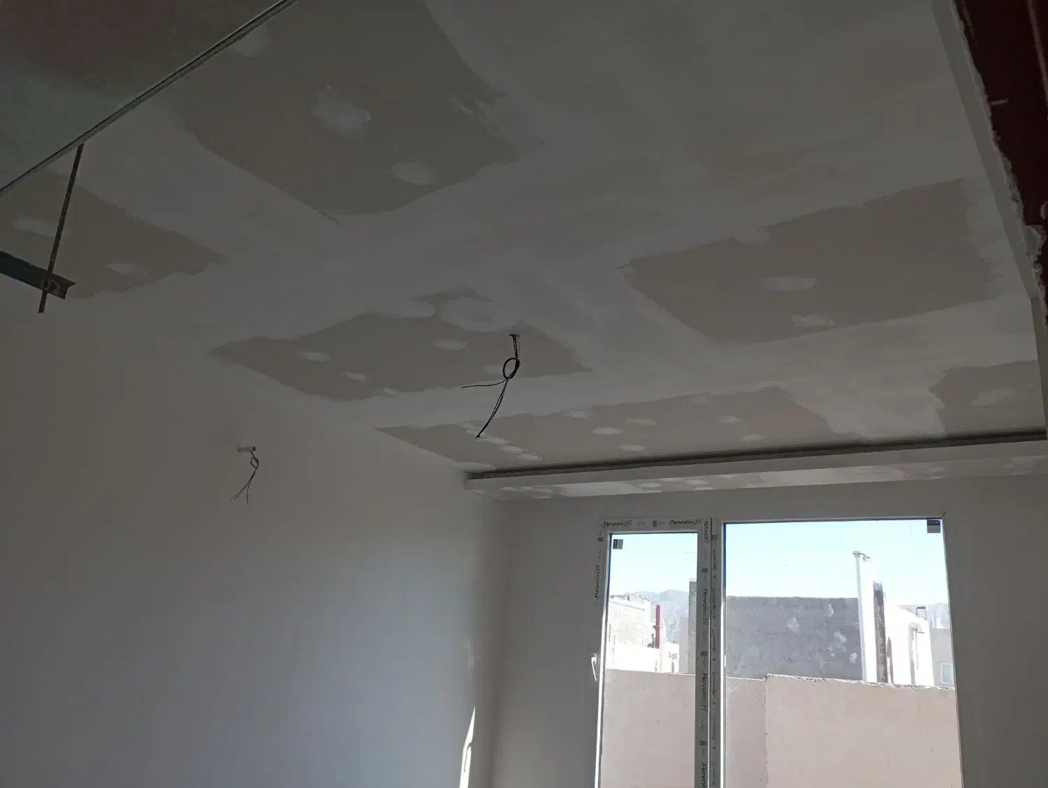 نقاشی ساختمان و ضدزنگ اسکلت|خدمات پیشه و مهارت|بیرجند, |دیوار