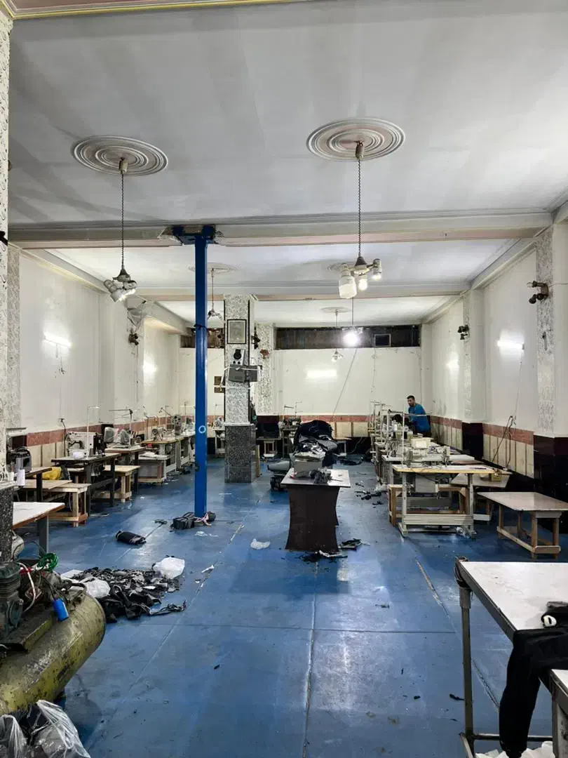 سالن تجاری بر بلوار اصلی ۱۵۰ متر  رهن و اجاره|اجارهٔ دفتر کار، اتاق اداری، مطب|نسیم‌شهر, |دیوار