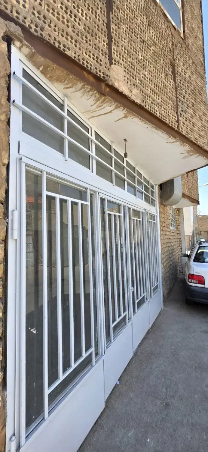 مغازه بر اصلی کوچه دونبش|فروش مغازه و غرفه|اصفهان, عمان سامانی|دیوار