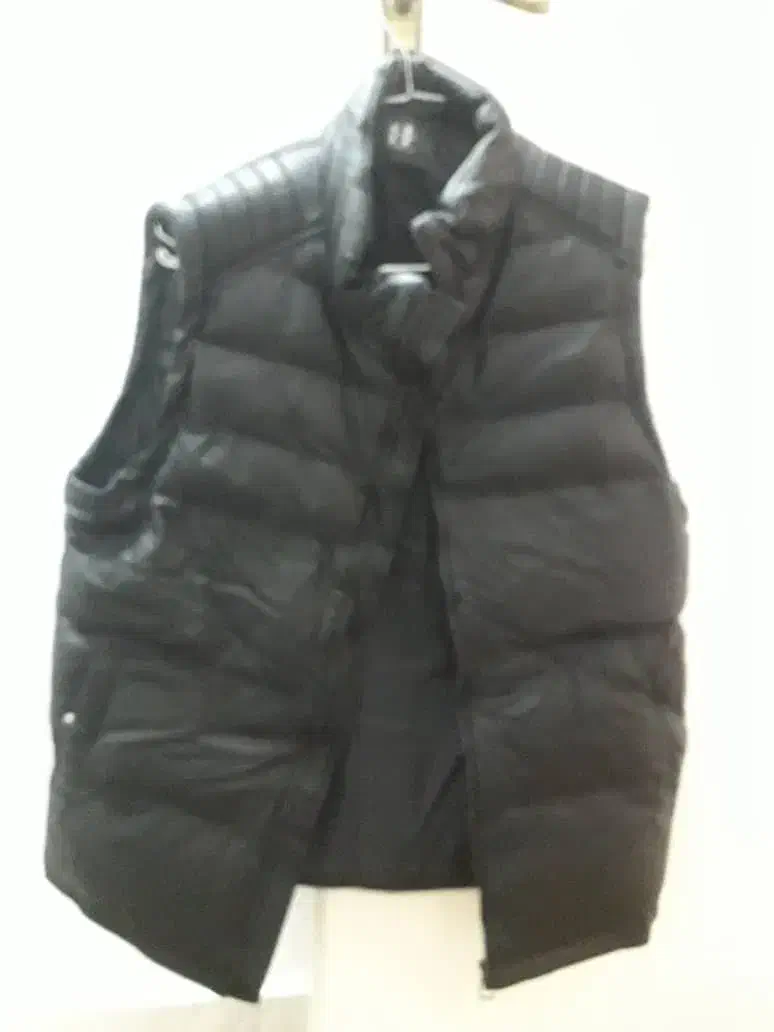 پافر مشکی رنگ|لباس|شاهرود, |دیوار