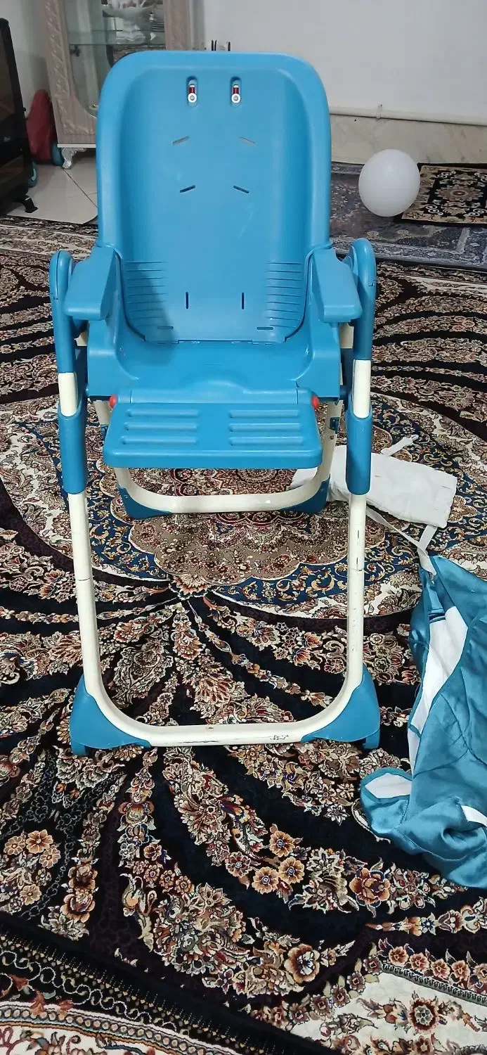 صندلی غذا|تخت و صندلی بچه|بومهن, |دیوار