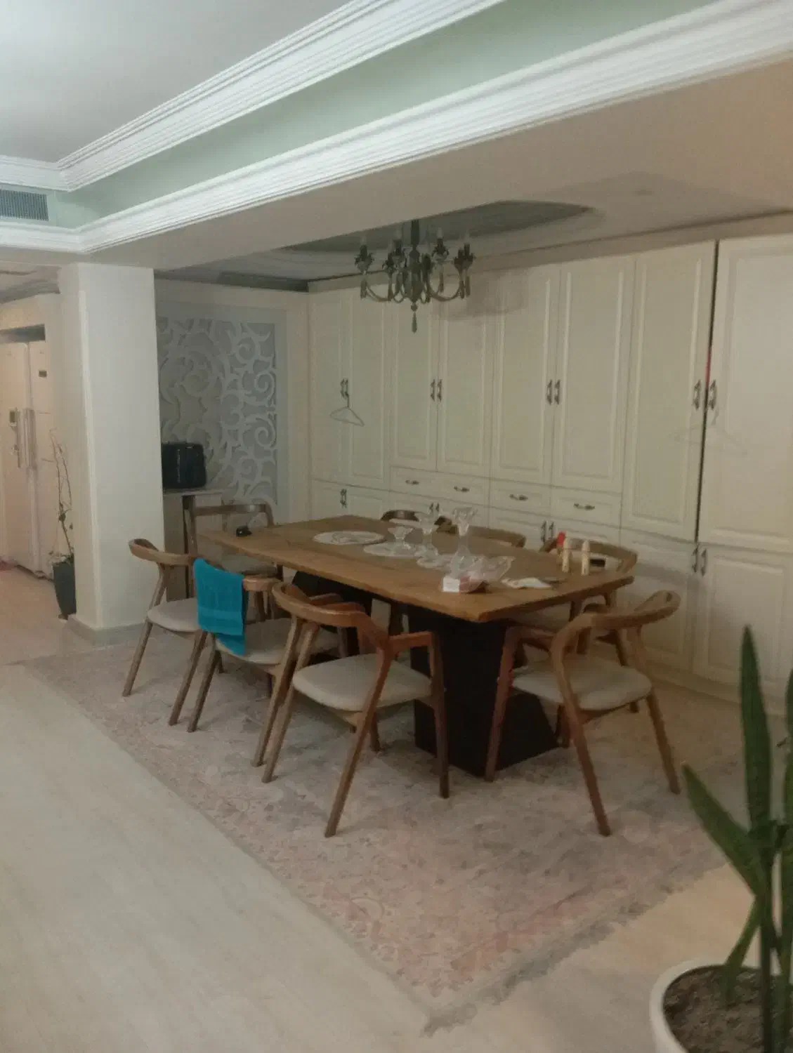 170 متر زعفرانیه مبله فول/ حتی مجرد /دو پارکنیگ