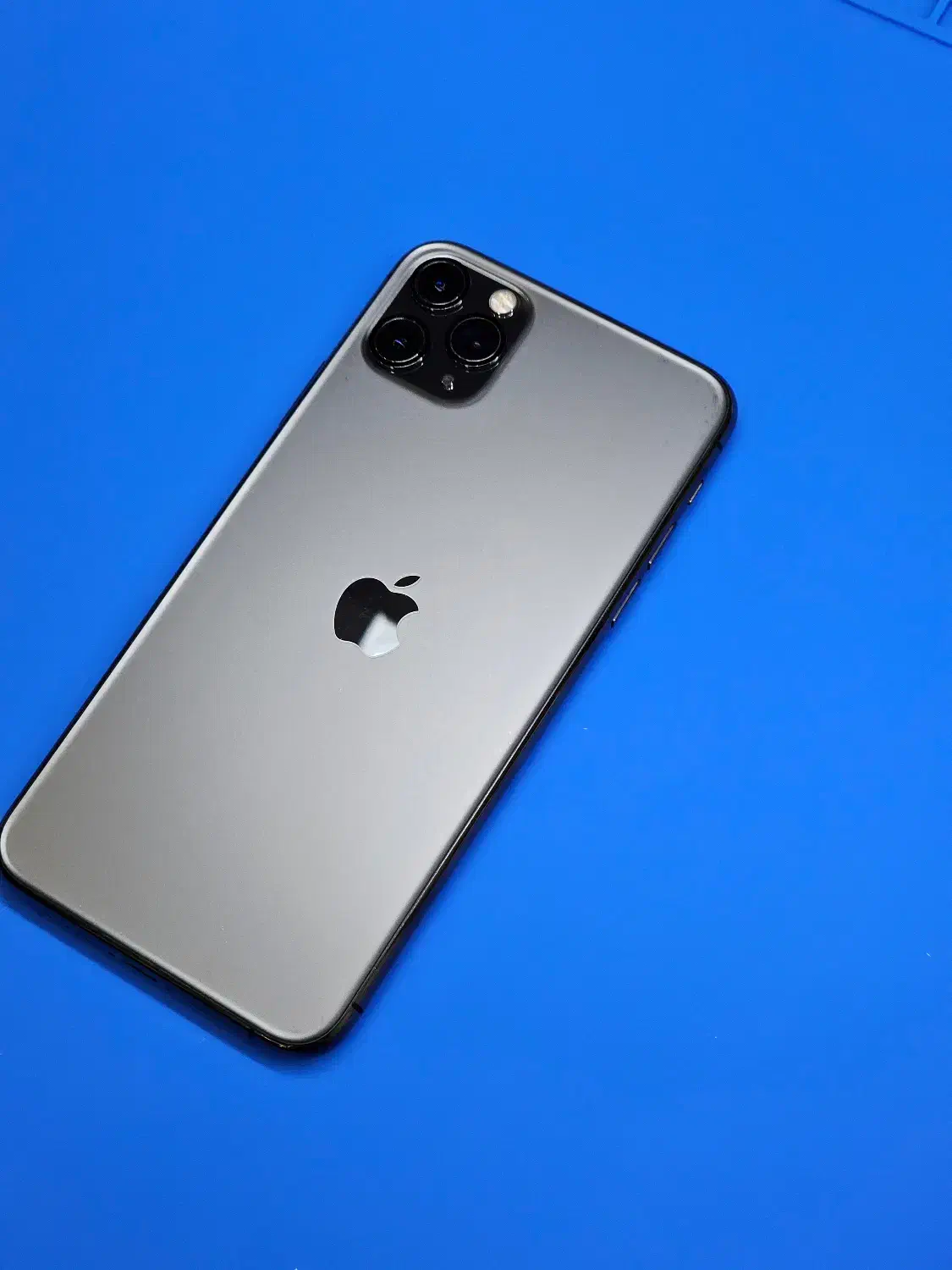 آیفون ۱۱ پرو مکس نقد و اقساط|موبایل|شیراز, زند|دیوار