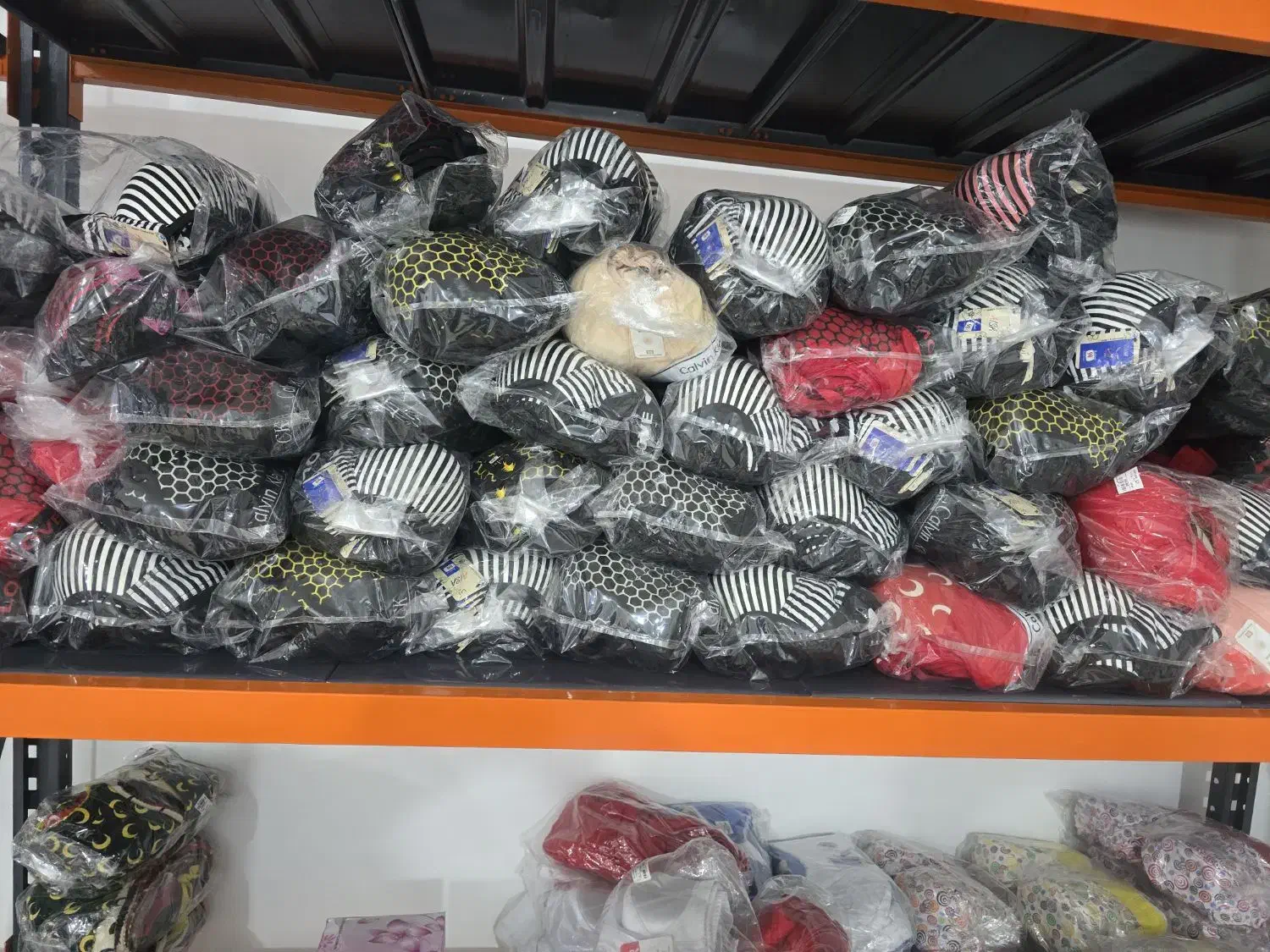 فروشنده خانم زنگارکی|استخدام بازاریابی و فروش|قم, شاه ابراهیم|دیوار