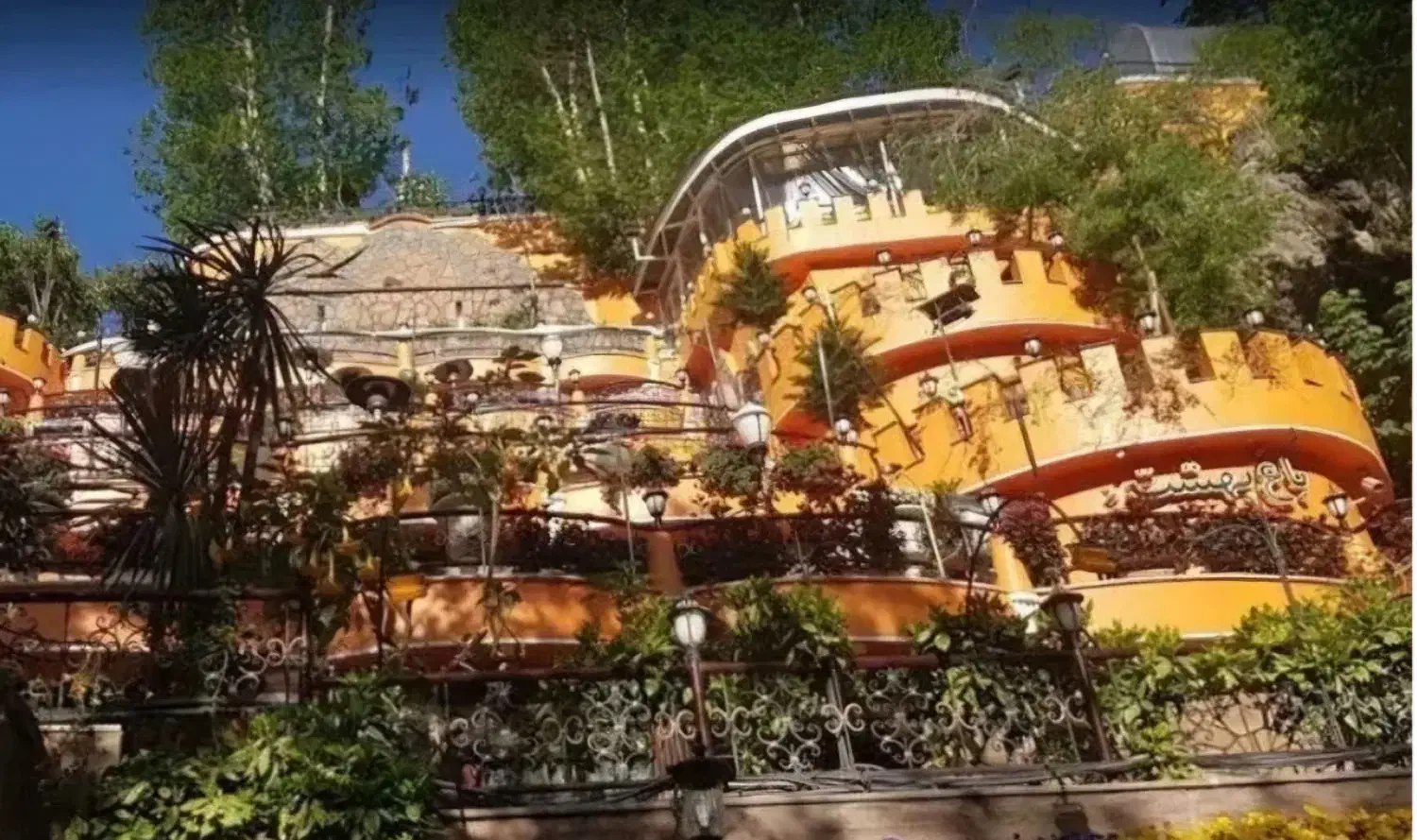 سرایدار باغ ویلا|استخدام سرایداری و نظافت|طرقبه, |دیوار