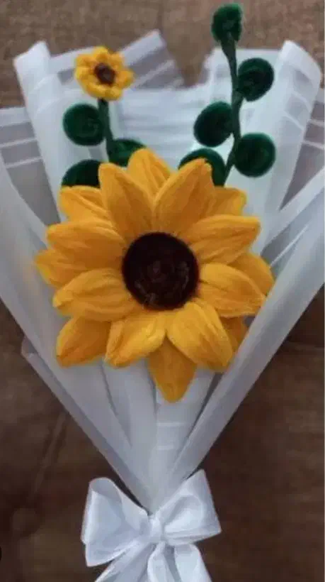 گل پیپ پاکن|گل و گیاه طبیعی|خمین, |دیوار