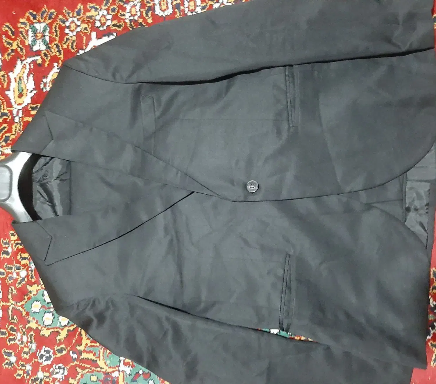 کت وشلوار|لباس|بومهن, |دیوار