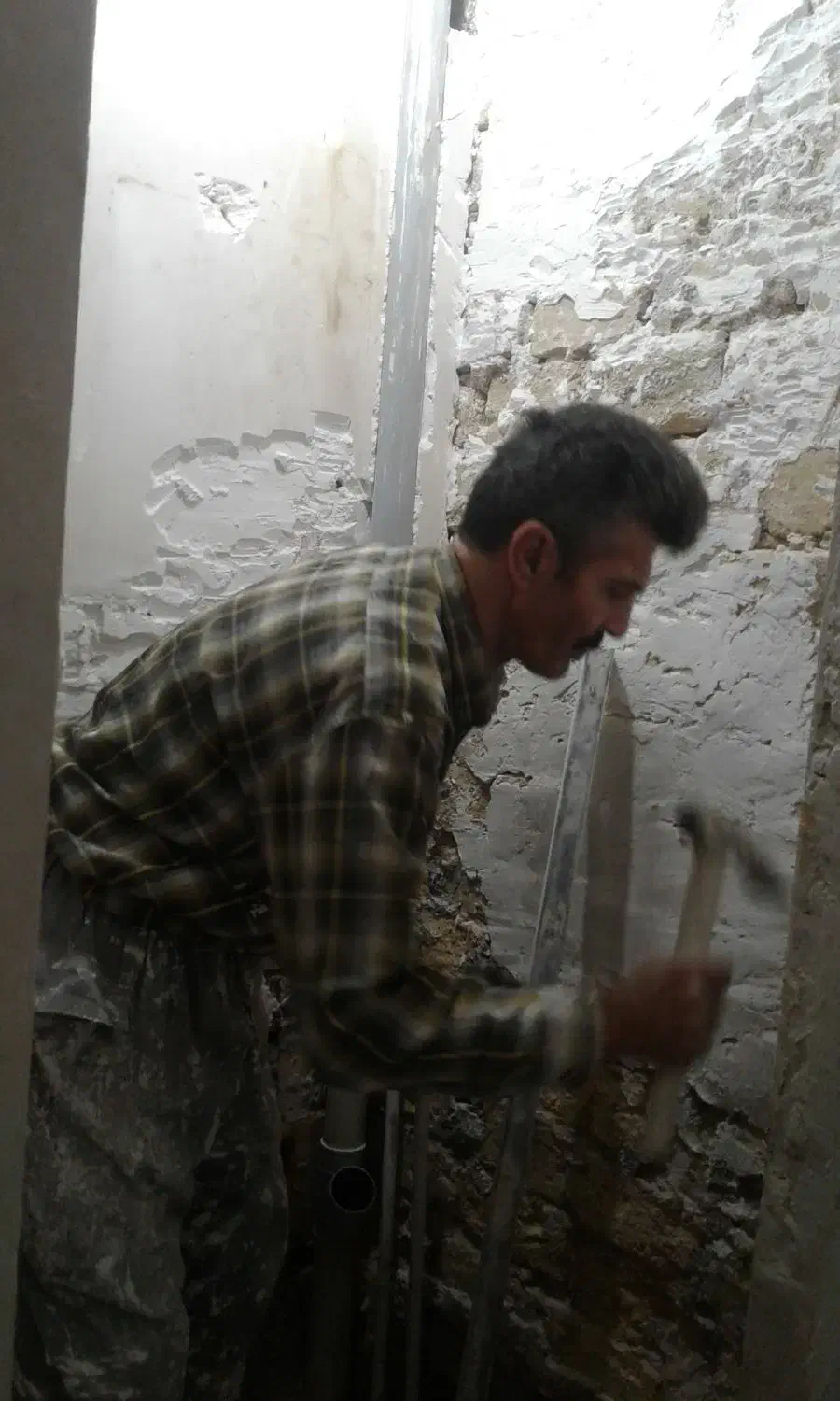 کلیات کارهایه ساختمانی.گچکاری.سیمانکاری|خدمات پیشه و مهارت|رامسر, |دیوار