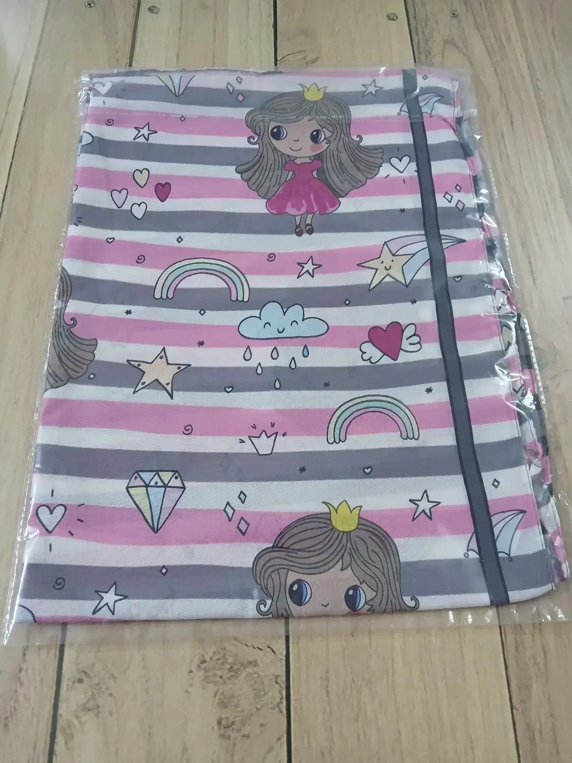 شال و روسری دخترانه|کفش و لباس بچه|قم, شهرک امام حسن|دیوار