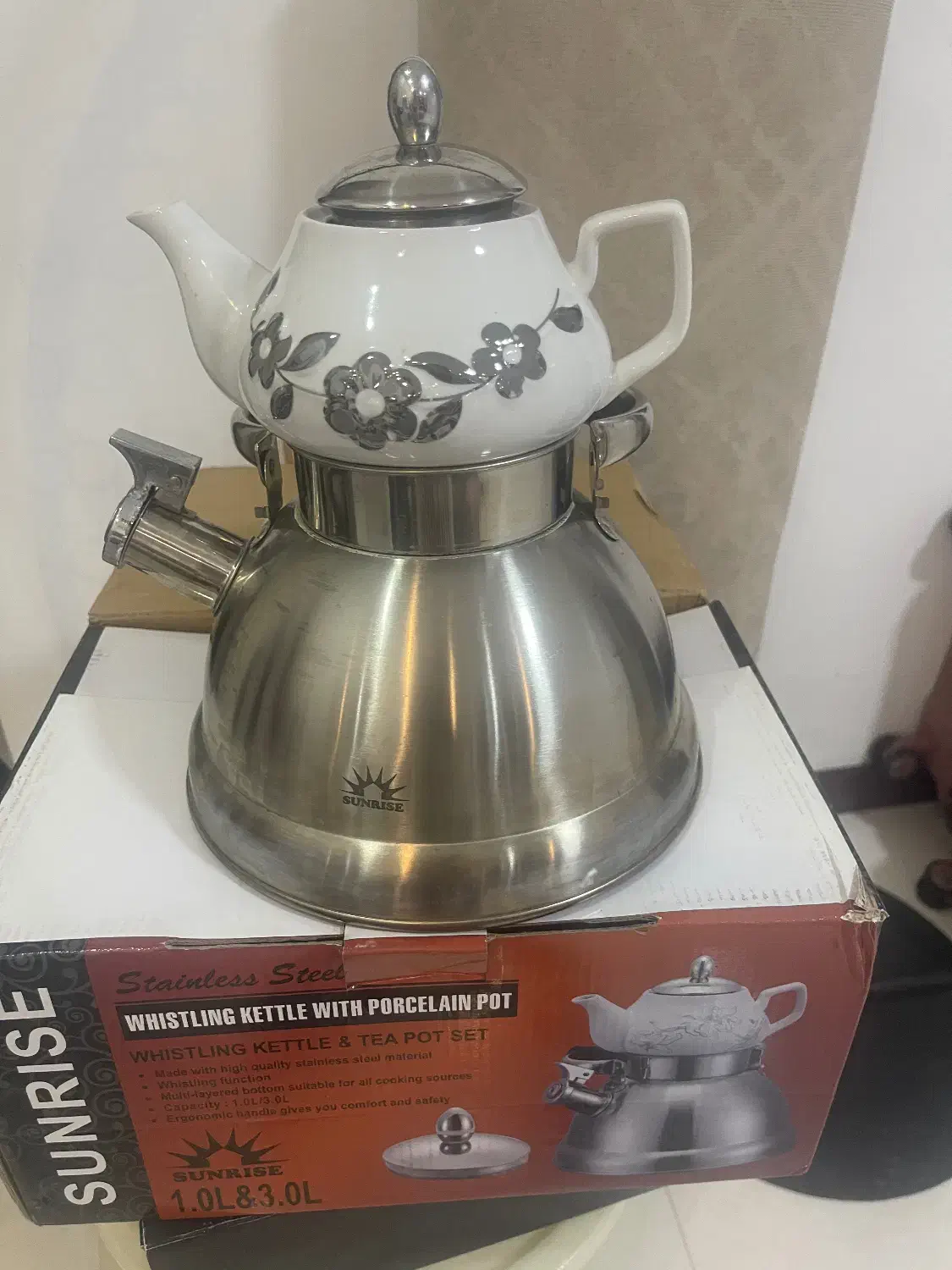 کتری قوری|قوری، کتری، قهوه‌ساز دستی|کیش, |دیوار