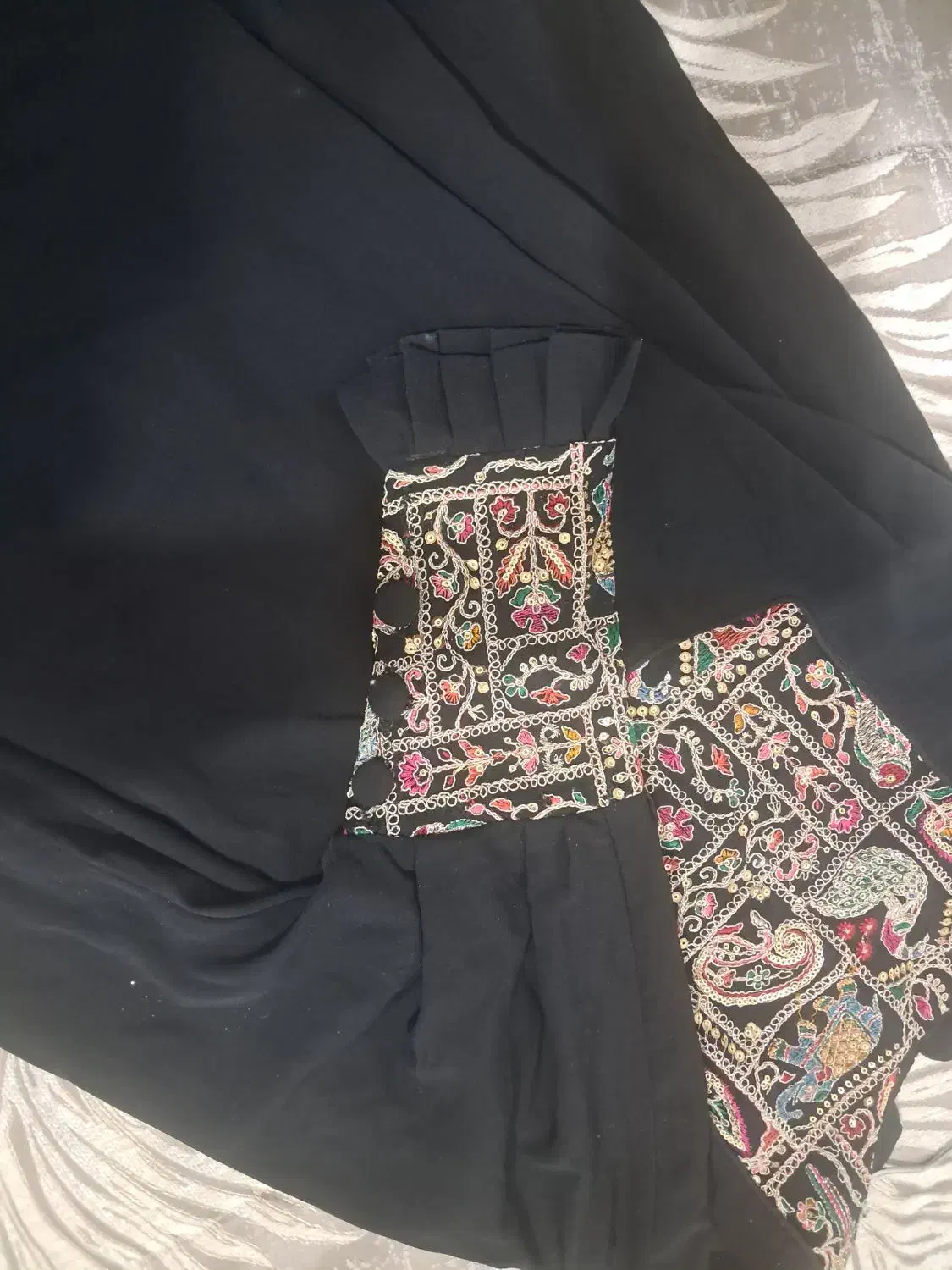 عبا دخترانه|لباس|رباطکریم, الارد|دیوار