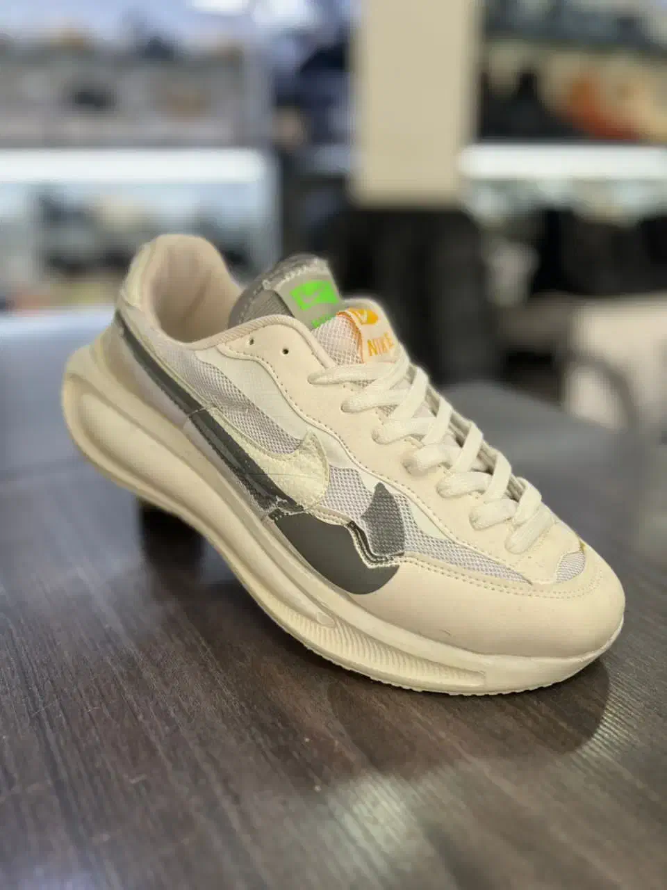 مردانه دو نایک عمده|لباس|مشهد, مصلی (کارمندان اول)|دیوار