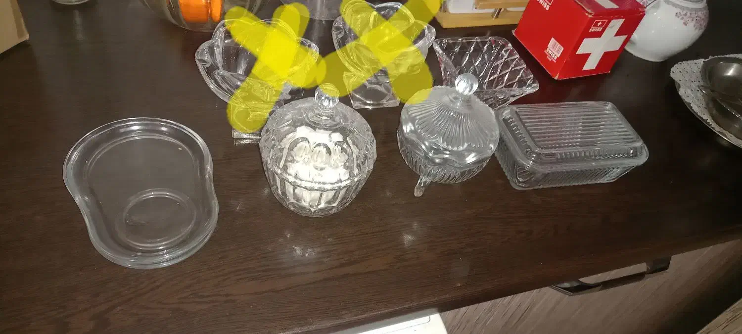 تعدادی قندان در حد نو و تعدادی جای کره و پنیر|فعالیت داوطلبانه|تهران, جوادیه تهرانپارس|دیوار