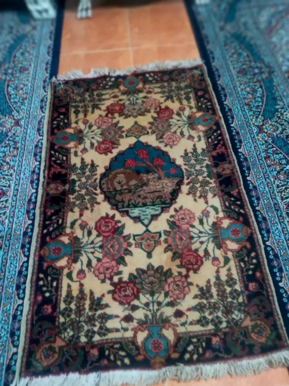 فرش دستباف|فرش|بندر انزلی, بشمن|دیوار