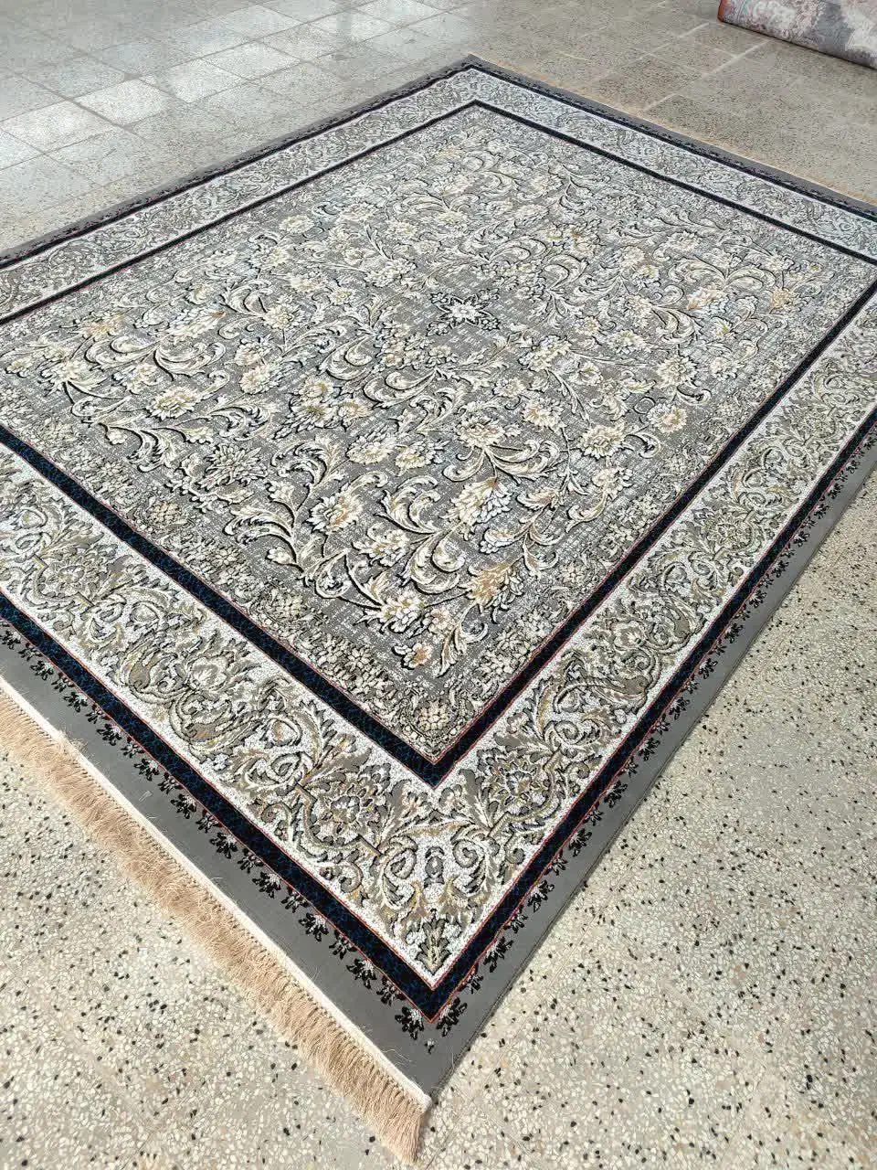 فرش نقشه سیلور فیلی ۱۲ - ۹ - ۶ متری نو|فرش|تویسرکان, |دیوار