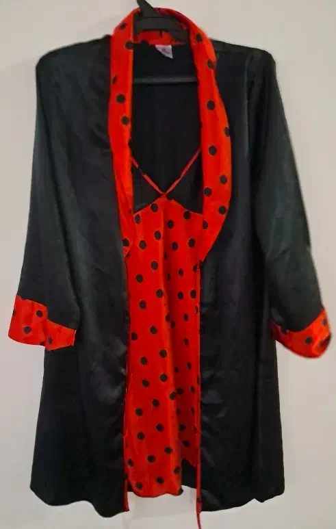 انواع لباس خواب|لباس|سبزوار, قصبه اب یمین|دیوار