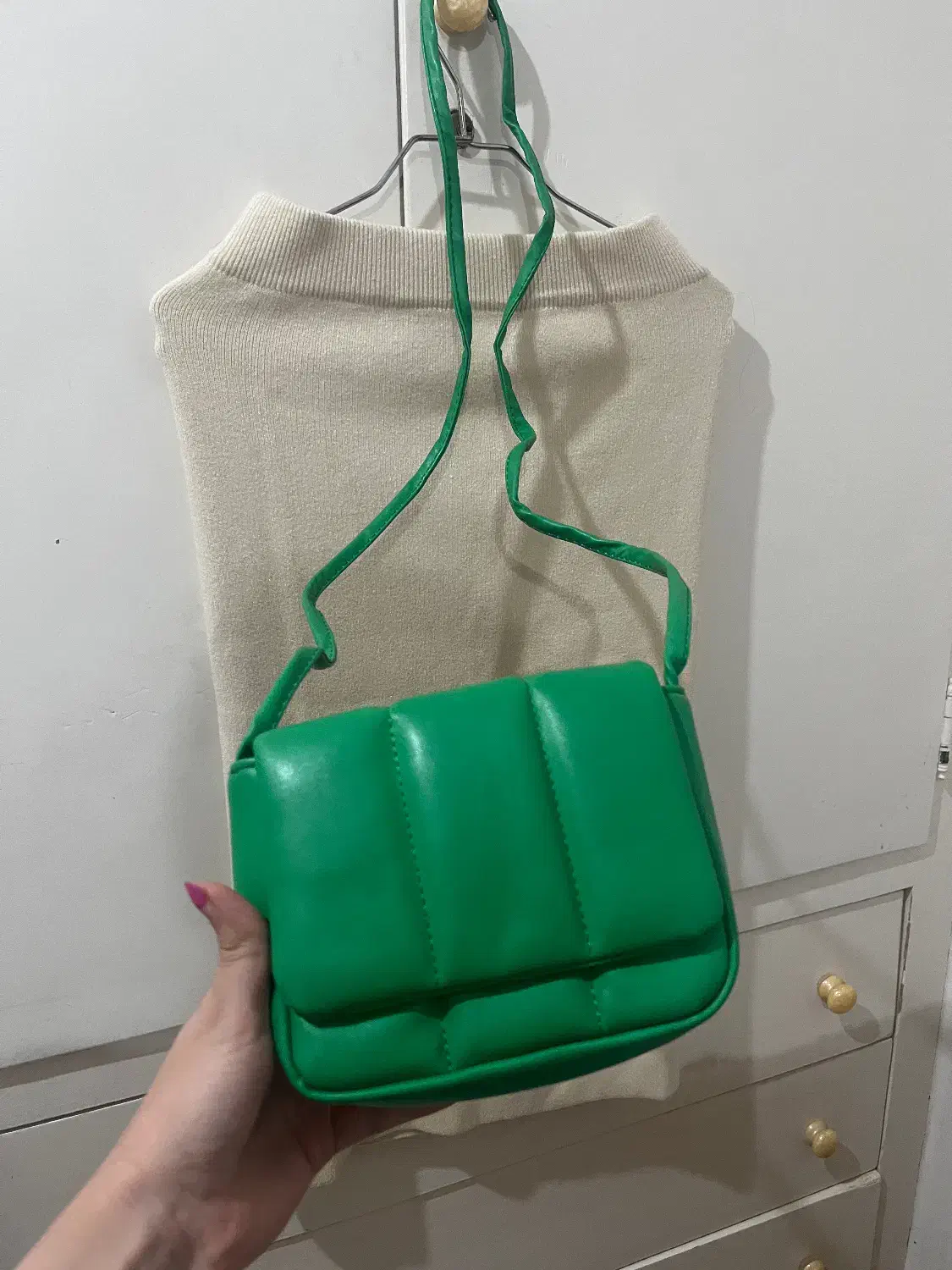 کیف|کیف، کفش، کمربند|گرگان, |دیوار