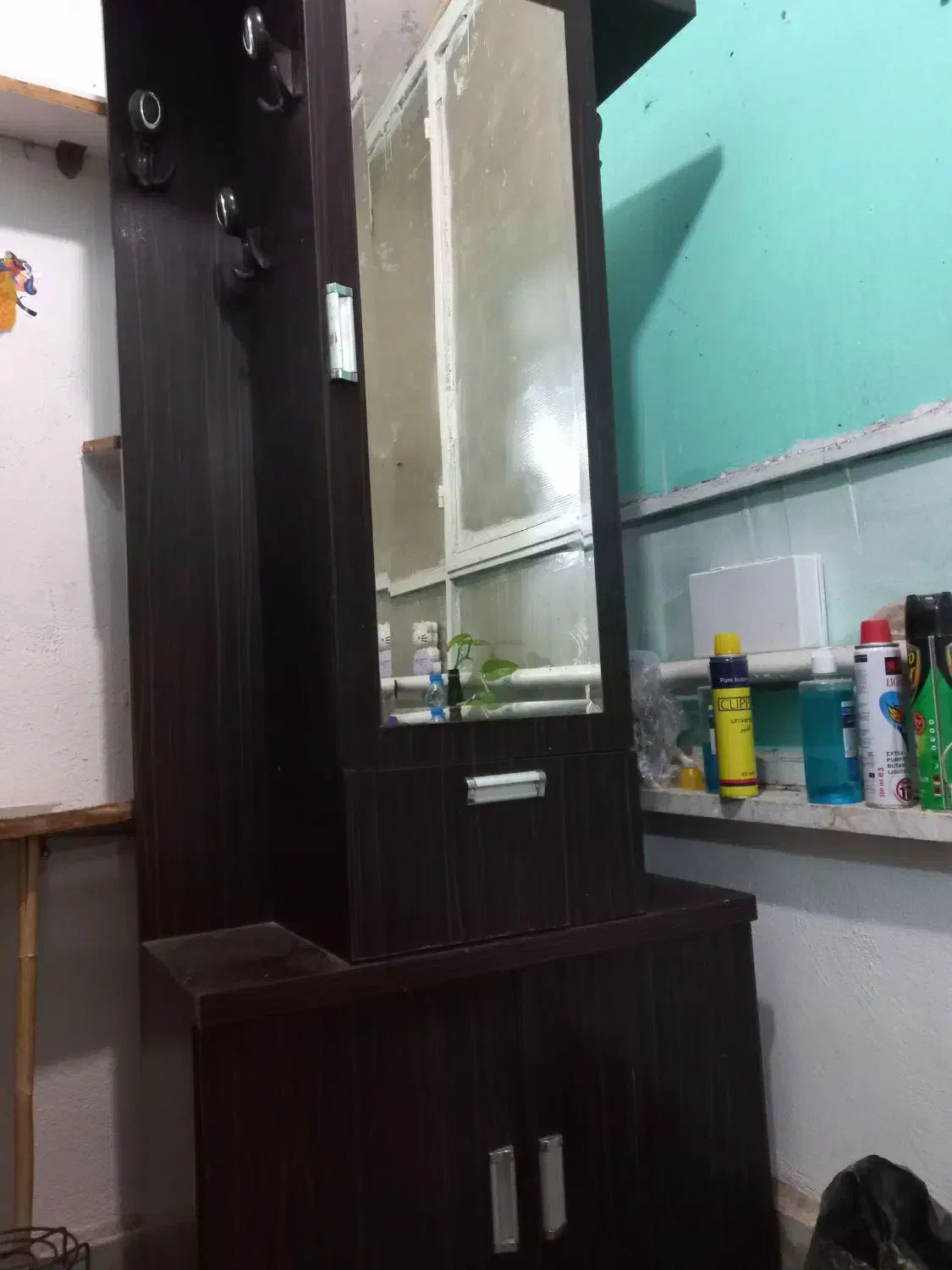 جاکفشی|جاکفشی، کمد، دراور|زاهدان, |دیوار