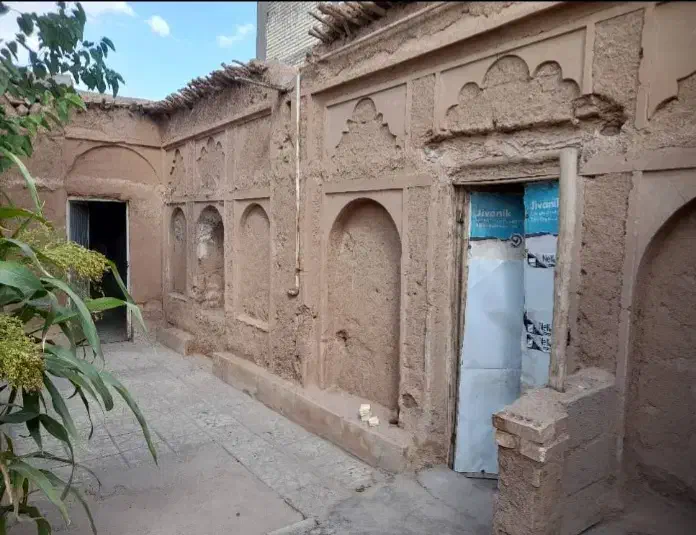 فروش خانه قدیمی خوش نقشه|فروش خانه و ویلا|بهمن صغاد, |دیوار