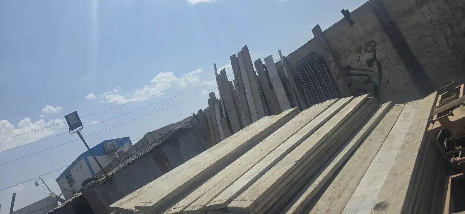 تعدادی الوار تخته بنایی روسی ۴متری ۳متری ۲متری|مصالح و تجهیزات ساختمان|تهران, افسریه جنوبی|دیوار