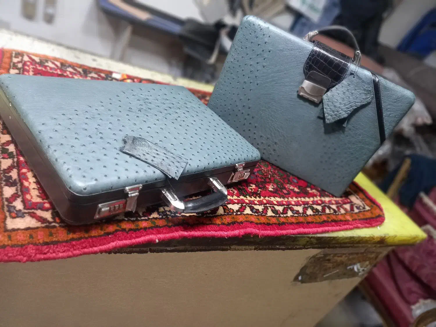 کیف سامسونت با چرم شتر مرغ|کیف، کفش، کمربند|ری, صفاییه (چشمه علی)|دیوار