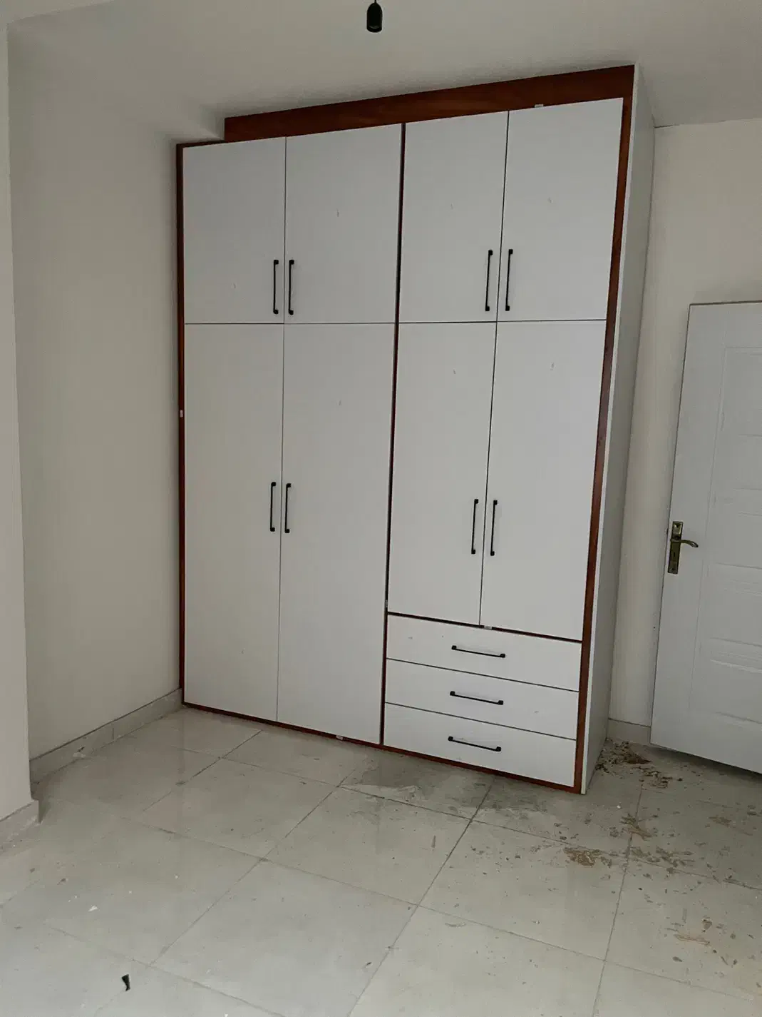 واحد نوساز ۹۰ متری همکف با وام ۳۰۰ میلیونی بنیاد|فروش آپارتمان|املش, |دیوار