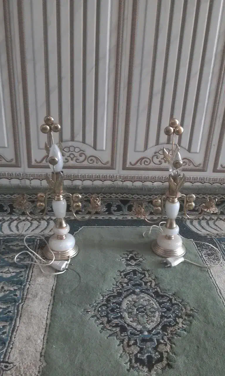 آینه و شمعدان در حد نو|آینه|اهواز, کمپلو جنوبی|دیوار