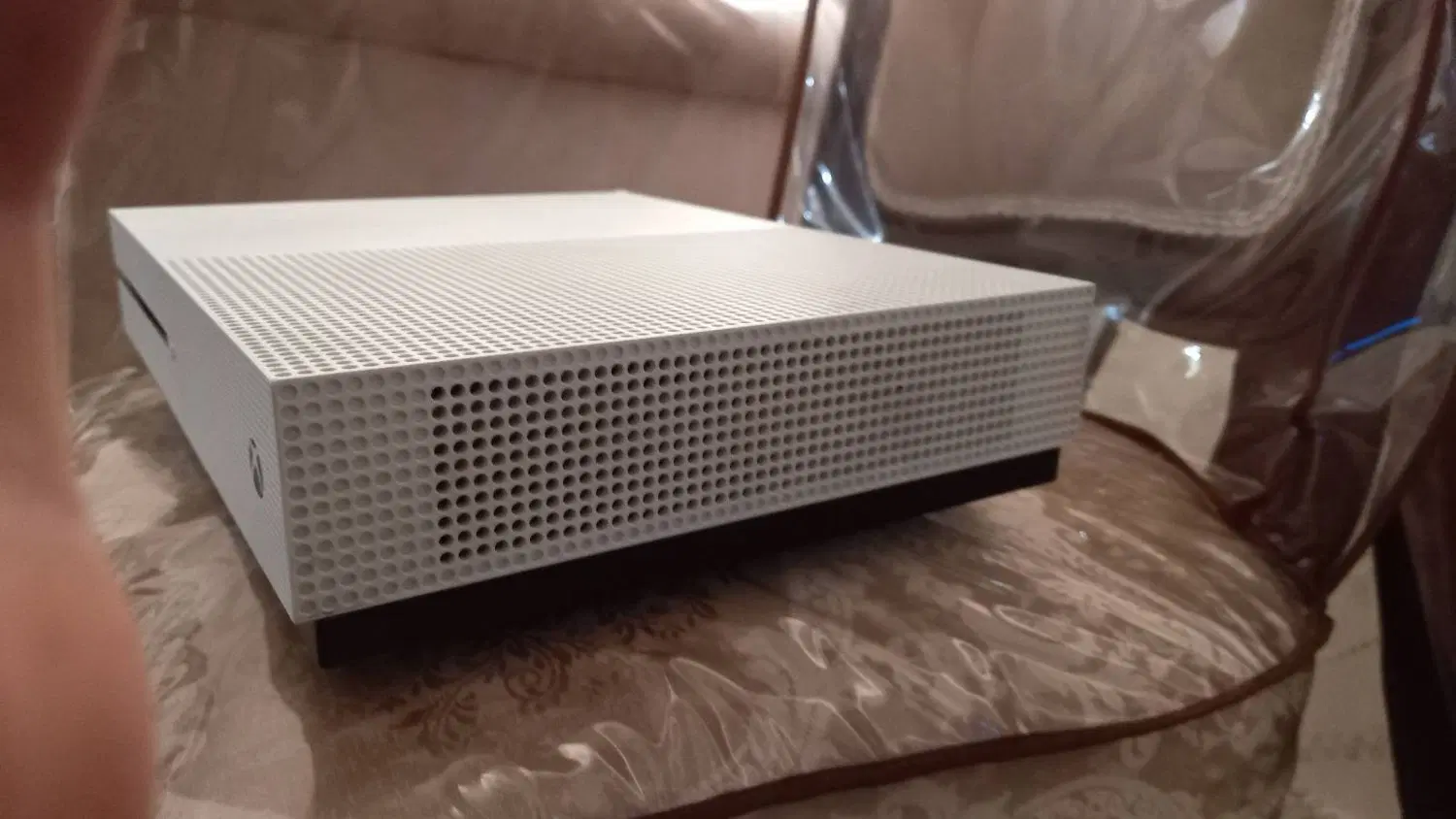 xbox one s 1t|کنسول، بازی ویدئویی و آنلاین|تهران, نظامآباد|دیوار