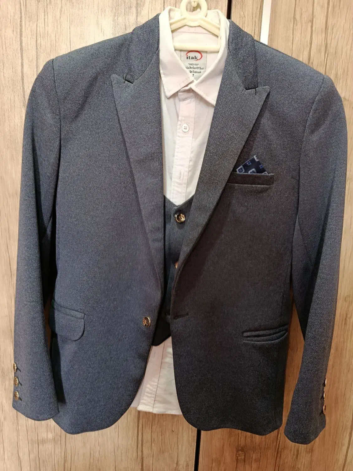 فروش فوری کت و شلوار|لباس|کلاله, |دیوار