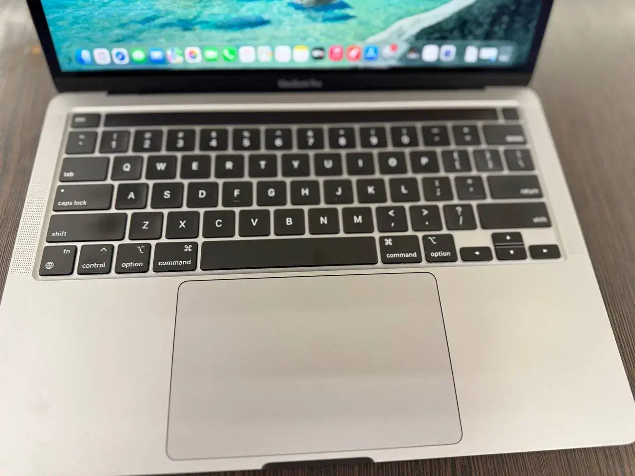 MacBook pro 2020 m1 بسیار تمیز بدون خط و خش|رایانه همراه|اصفهان, دشتستان|دیوار